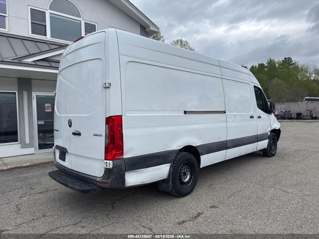 Mercedes-Benz Sprinter 2500 High Roof I4