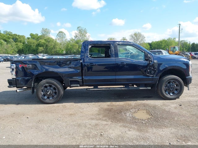 Ford F-250 Lariat
