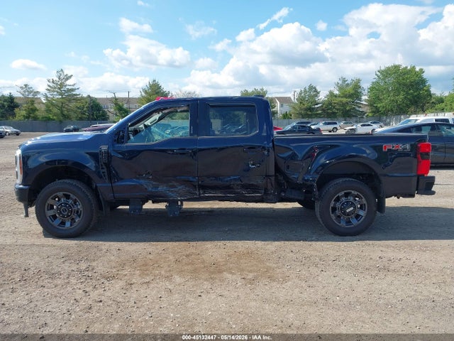 Ford F-250 Lariat