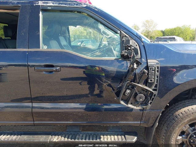 Ford F-250 Lariat