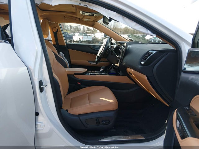 Lexus NX Premium