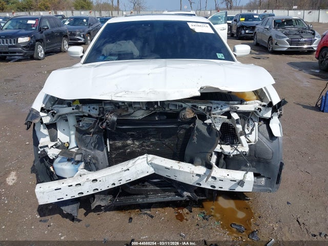 Dodge Charger Sxt Rwd
