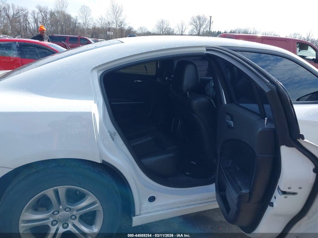Dodge Charger Sxt Rwd