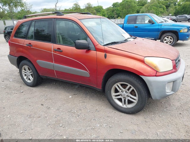 Salvage Toyota RAV4 Image
