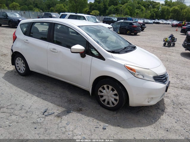 Salvage Nissan Versa Image