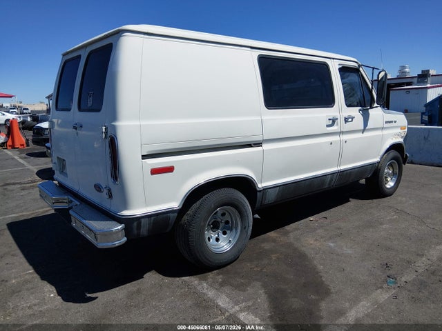 Ford Econoline E150 Van
