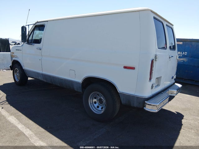 Ford Econoline E150 Van