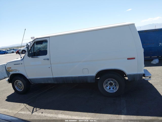 Ford Econoline E150 Van