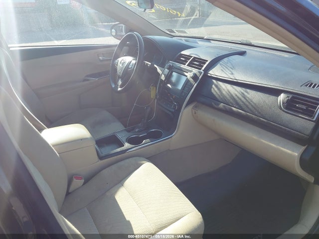 Toyota Camry Le