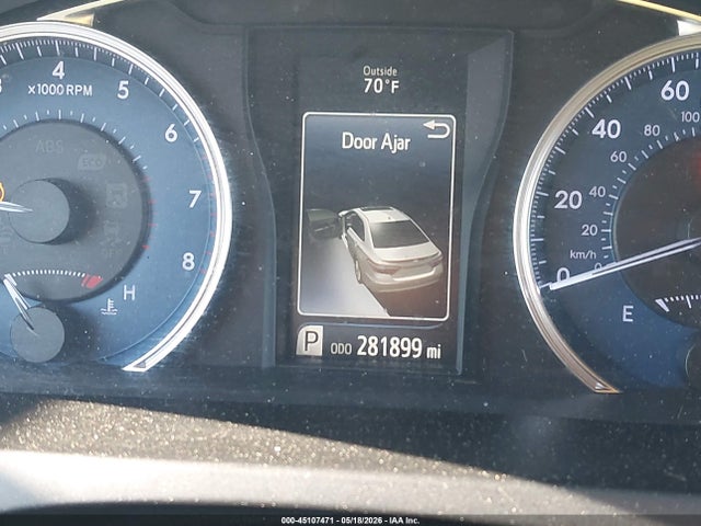 Toyota Camry Le