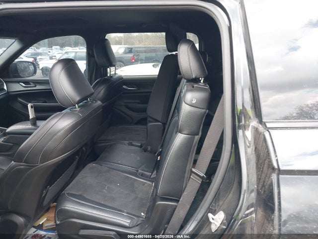 Jeep Grand Cherokee Altitude X 4x4