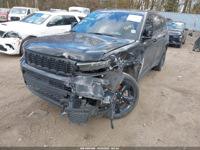 Jeep Grand Cherokee Altitude X 4x4