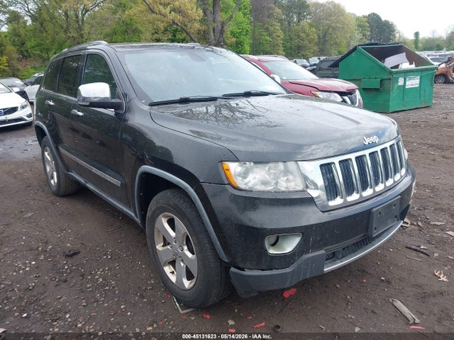 Salvage Jeep Grand Cherokee Image
