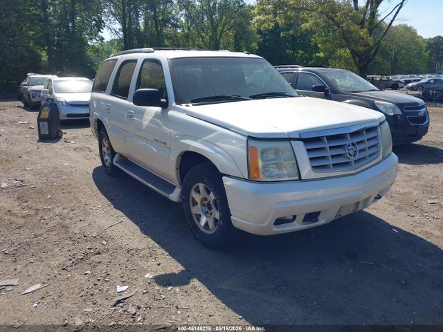 Salvage Cadillac Escalade Image