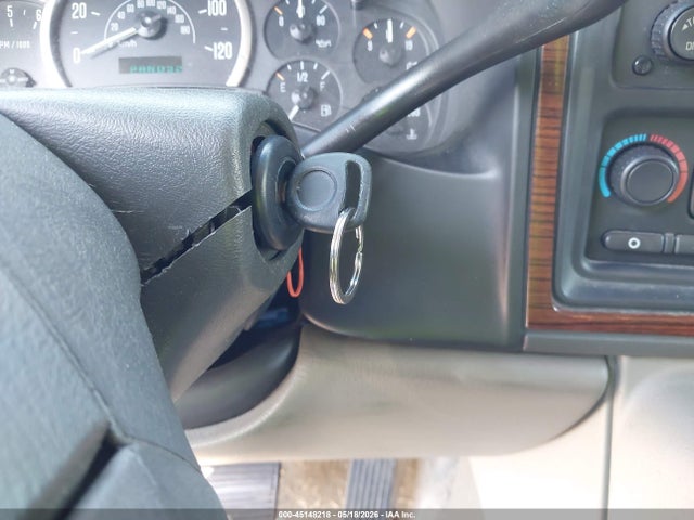 Cadillac Escalade Standard