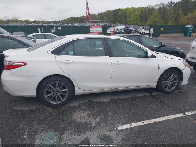 Toyota Camry Se