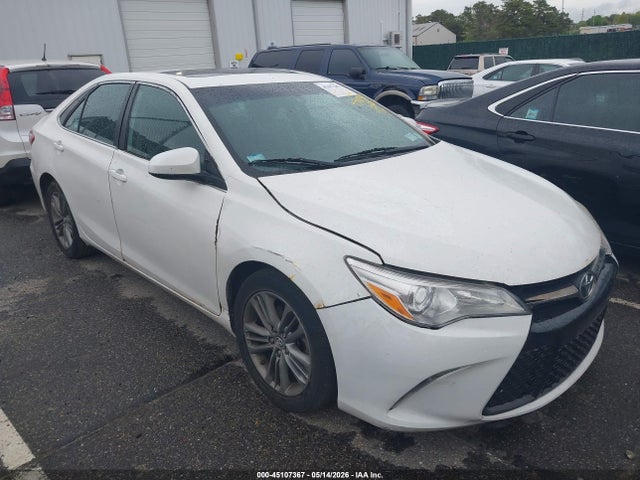 Salvage Toyota Camry Image
