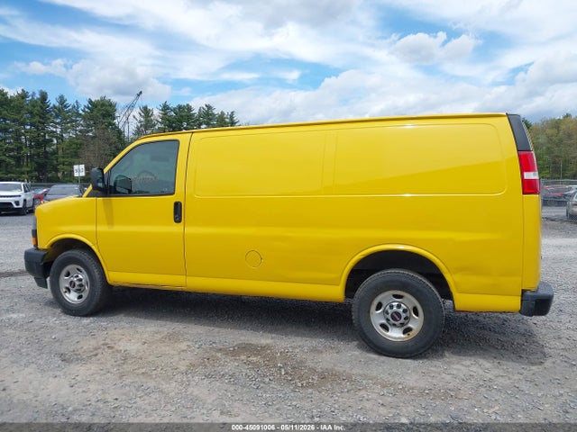 GMC Savana Rwd 2500 Regular Wheelbase Work Van