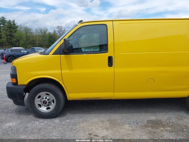 GMC Savana Rwd 2500 Regular Wheelbase Work Van