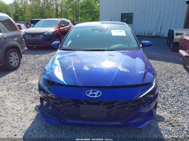 Hyundai ELANTRA Sel