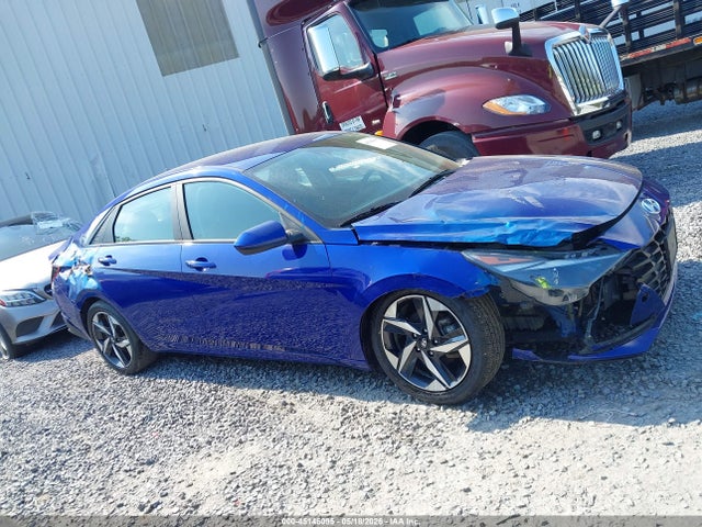 Hyundai ELANTRA Sel