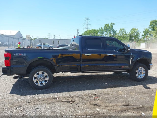 Ford F-350 Lariat