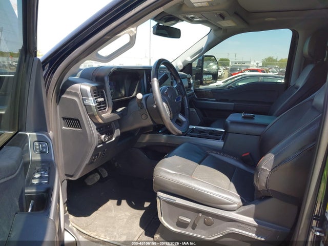 Ford F-350 Lariat