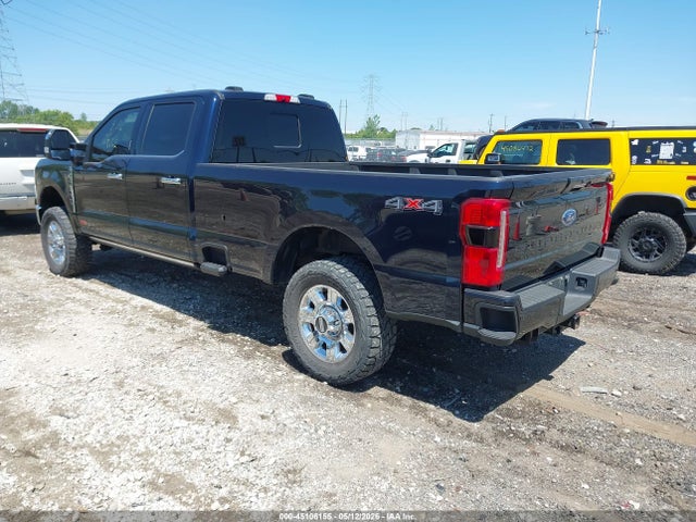 Ford F-350 Lariat