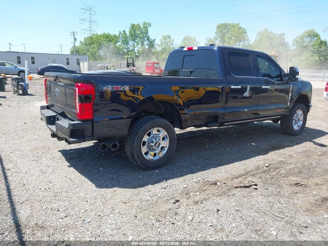 Ford F-350 Lariat