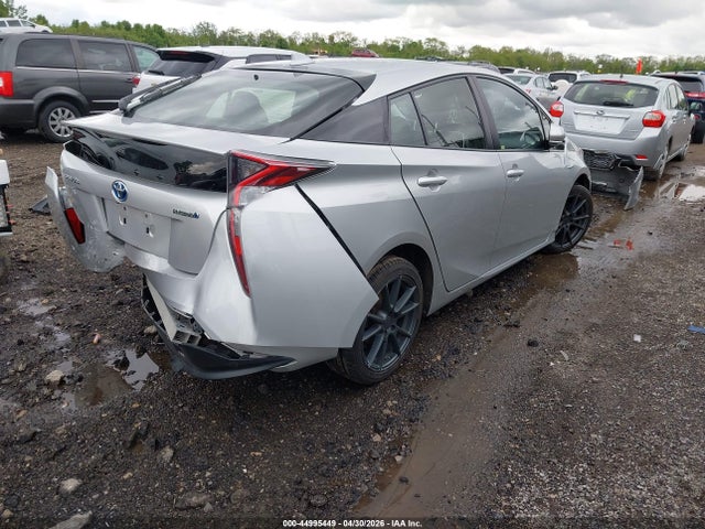 Toyota Prius Four Touring