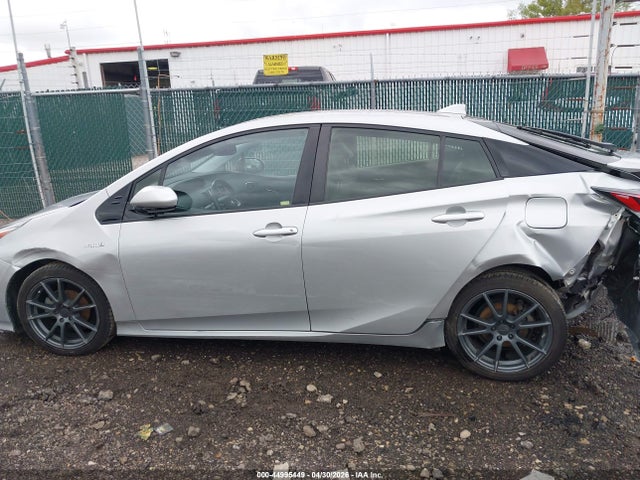 Toyota Prius Four Touring