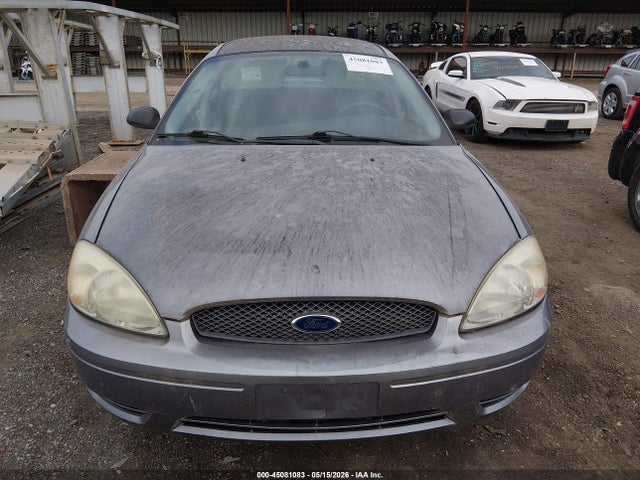 Ford Taurus Se