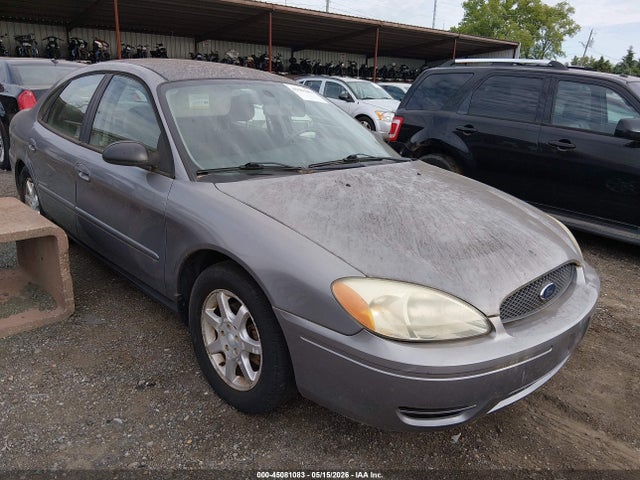 Salvage Ford Taurus Image
