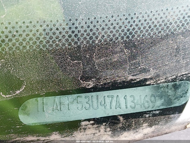 Ford Taurus Se