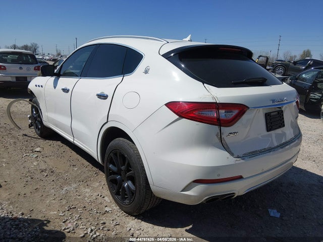 Maserati Levante S