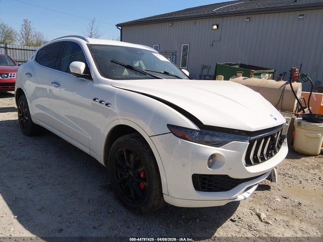 Salvage Maserati Levante Image