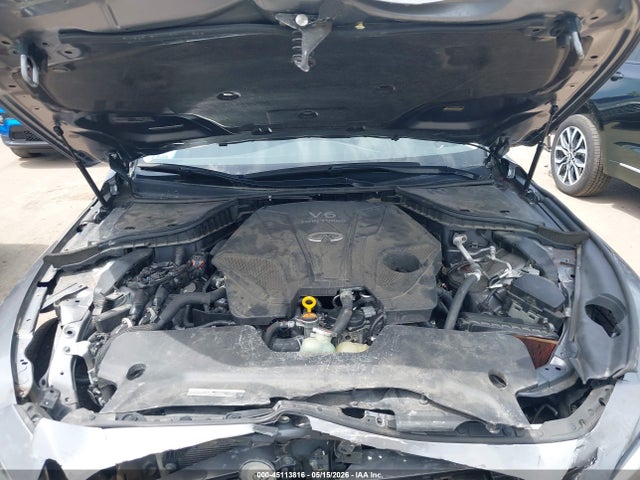 INFINITI Q50 Luxe Awd
