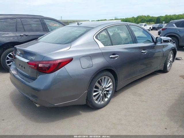 INFINITI Q50 Luxe Awd