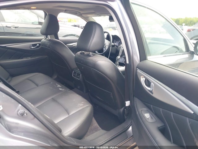 INFINITI Q50 Luxe Awd