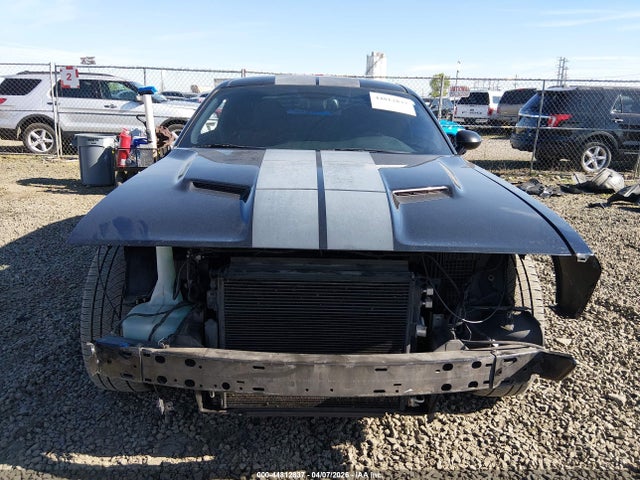 Dodge Challenger Sxt