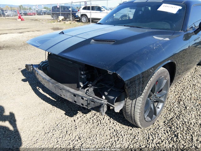 Dodge Challenger Sxt