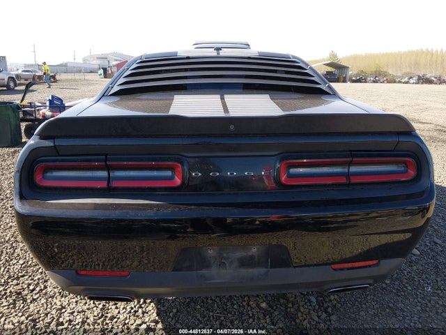 Dodge Challenger Sxt