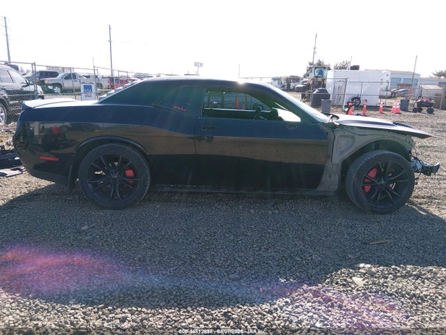 Dodge Challenger Sxt