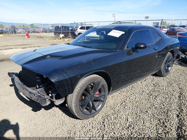 Dodge Challenger Sxt
