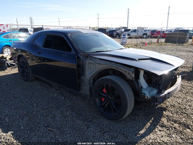 Salvage Dodge Challenger Image