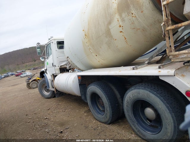 Freightliner Medium Conventional Fl112