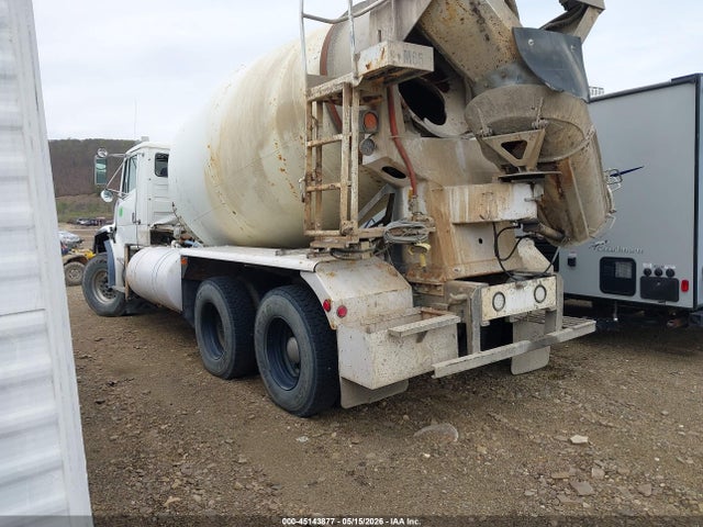 Freightliner Medium Conventional Fl112