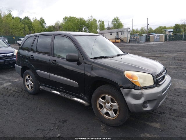 Salvage Toyota RAV4 Image