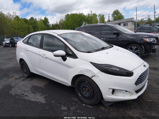 Salvage Ford Fiesta Image