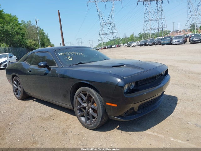 Salvage Dodge Challenger Image
